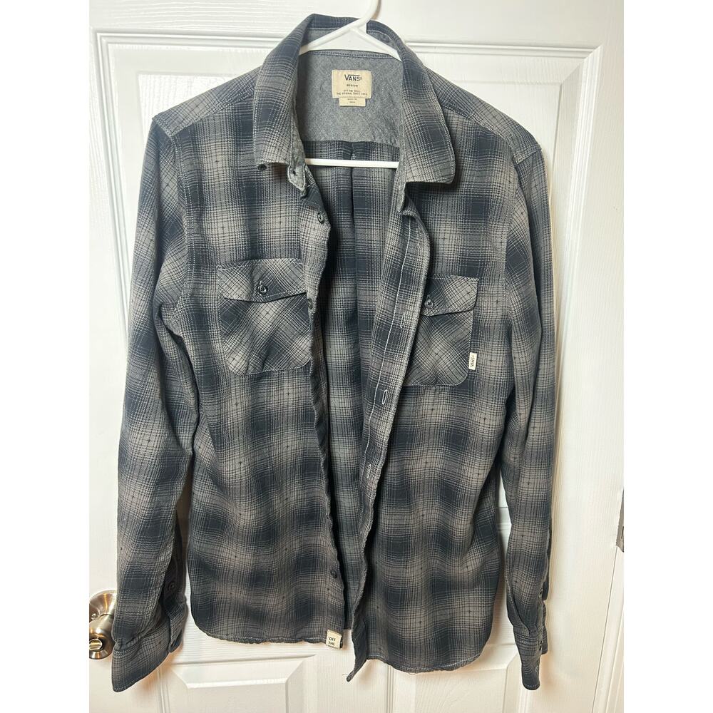 Vans Men's Size Medium Flannel 100% Cotton Gray Black Shirt Button Down